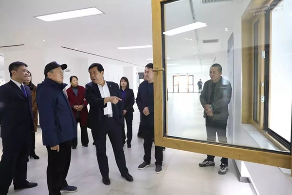 科饶恩系统门窗迎接河南卫华集团创始人韩宪保一行莅临考察