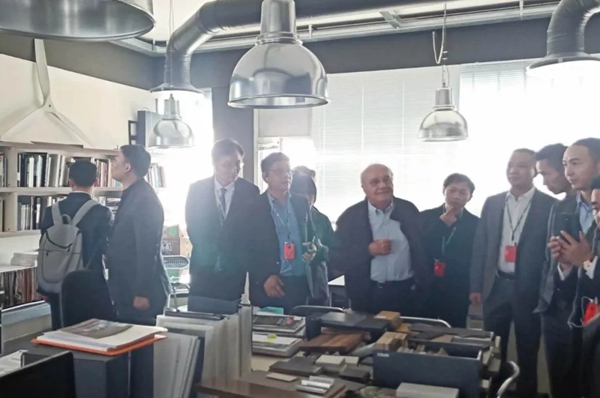雅诗澜无缝墙布受邀深入Boffi集团考察交流,共同品鉴潮流生活!