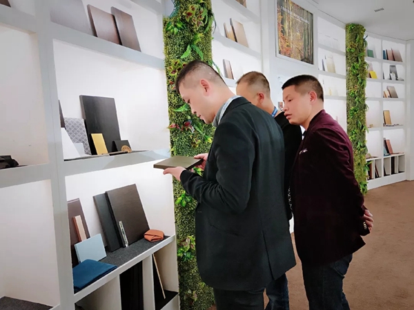 三月家居界盛事不断，全国各地的宣伟华润展示中心迎参观潮