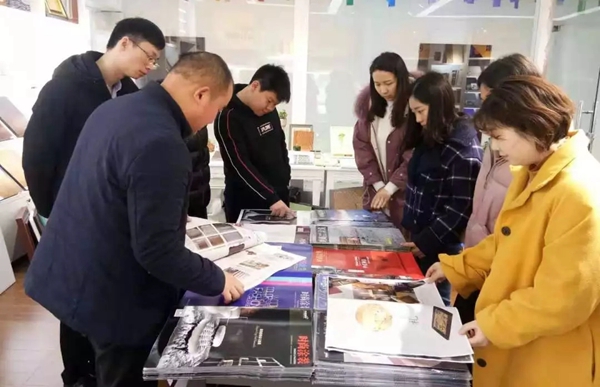 三月家居界盛事不断，全国各地的宣伟华润展示中心迎参观潮