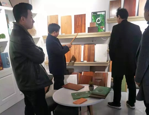 三月家居界盛事不断，全国各地的宣伟华润展示中心迎参观潮