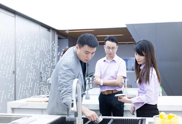 科凡家居&悍高集团强强联合,共谱中国制造华丽新篇章