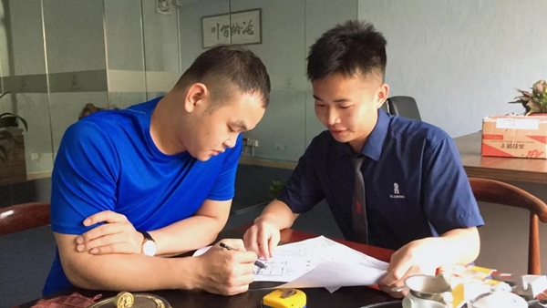 百利玛门窗工程部经理邓华重专访:以质取胜,服务至上!