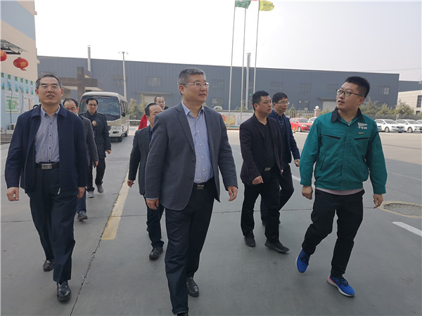 江山门业企业积极开放交流，提升区域实力