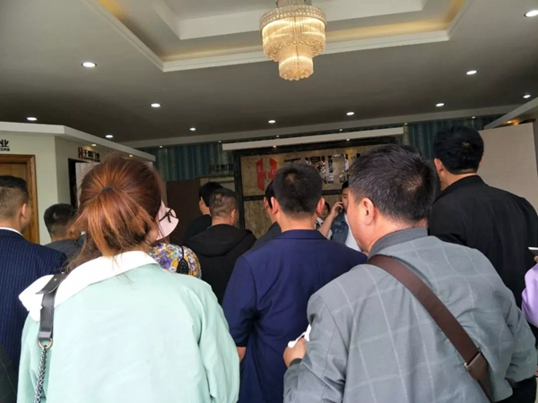 山西经销商组团到访千鼎木门，参观考察共谋千鼎发展大计！