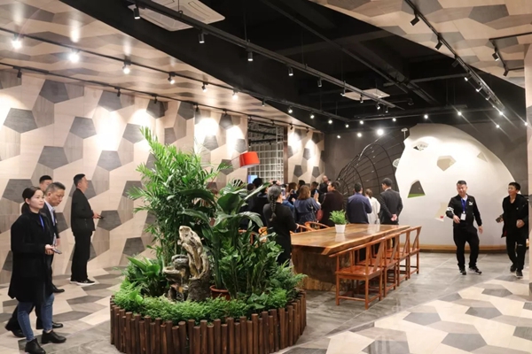 御秀刺绣墙布经销商峰会暨新园区落成庆典晚宴成功举办!