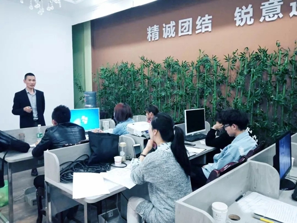 卡诺尼家居4月份经销商学习培训圆满结束