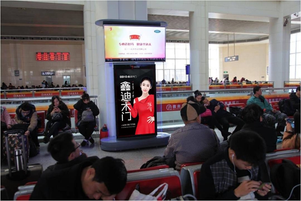 鑫迪木门斥资一亿，再掀高铁霸屏狂潮！