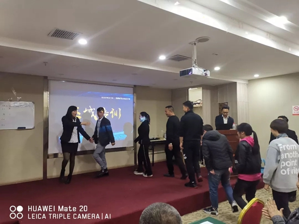 尚益达门窗2019第一届“赋能终端，成长蜕变”区域培训大会隆重开课