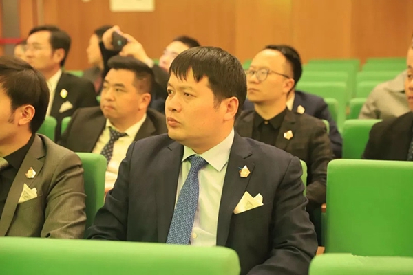 乾庄刺绣墙布受邀出席中意·设计先锋交流会,学习世界前沿潮流风向!