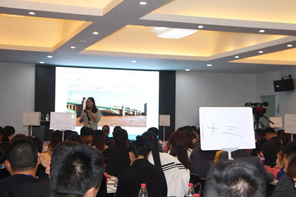 欧仕莱墙布S+商学院“我为色彩狂” 正式开课啦！