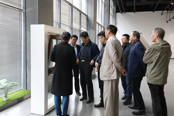 科饶恩系统门窗迎接河南省高等教育基本建设学会勾希杰理事长一行莅临考察