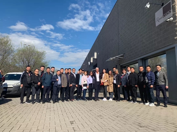 鑫迪木门带您开启简单美学的“米兰国际家具展”!