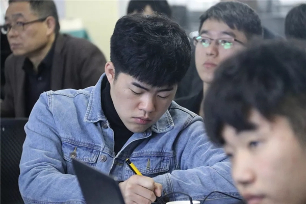 乔金斯耐思迪商学院，全力为经销商打造学习型战队
