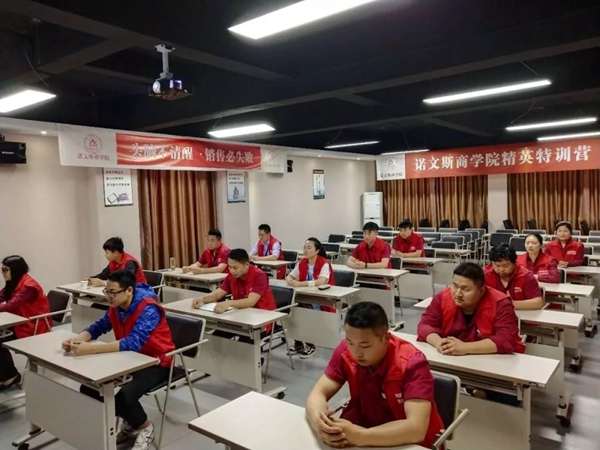 诺文斯衣柜2019首届整木设计师培训圆满结束