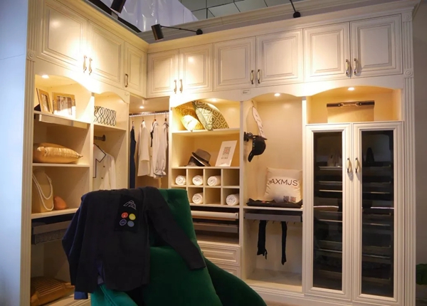 安信美家应邀参展中国(临沂)全屋定制精品展览会,全新品牌形象广受好评
