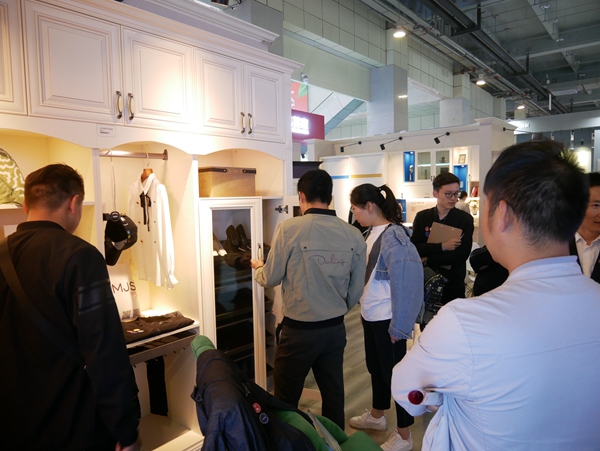 安信美家应邀参展中国(临沂)全屋定制精品展览会,全新品牌形象广受好评