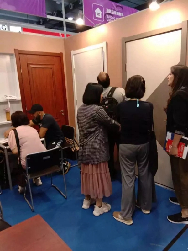 让世界知道“金凯木门”,广交会走进金凯