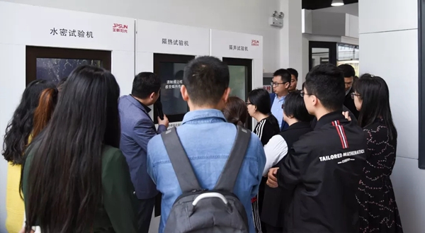 金鹏阳光门窗迎接中国工程招标采购协会联合交流考察团深入交流!