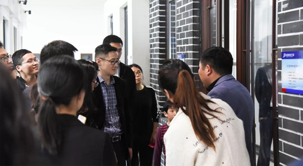 金鹏阳光门窗迎接中国工程招标采购协会联合交流考察团深入交流!