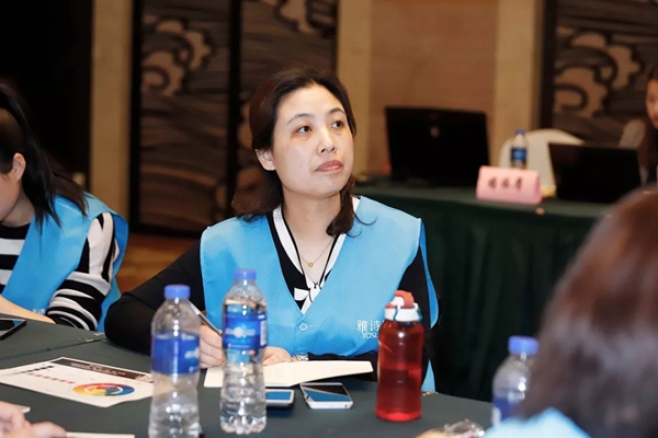 雅诗澜无缝墙布2019客户培训会苏州站首站开启!
