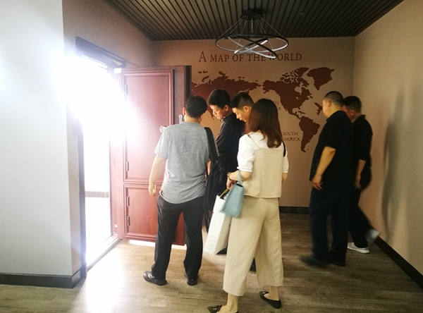 杨格锁业迎来2019中国建博葵花奖走访调研团莅临采访