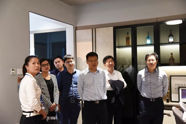 伊仕利与东宝区人民政府再度达成战略合作，家居智造生产基地第二期项目签约成功