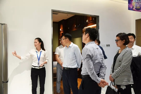 伊仕利与东宝区人民政府再度达成战略合作，家居智造生产基地第二期项目签约成功