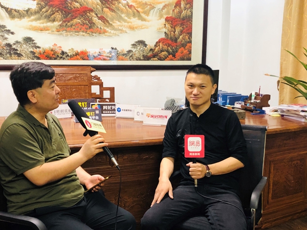 福乐门智能锁迎接2019中国建博葵花奖智能家居调研团的莅临拜访
