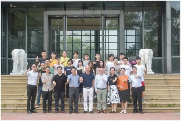 依佛拉全屋定制再发力，联合广东工程职业技术学院助力职业教育