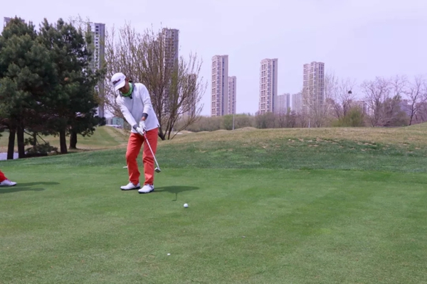三峰木门高尔夫球队2019年度首次月例赛圆满结束！