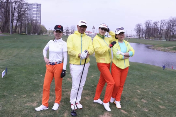 三峰木门高尔夫球队2019年度首次月例赛圆满结束！