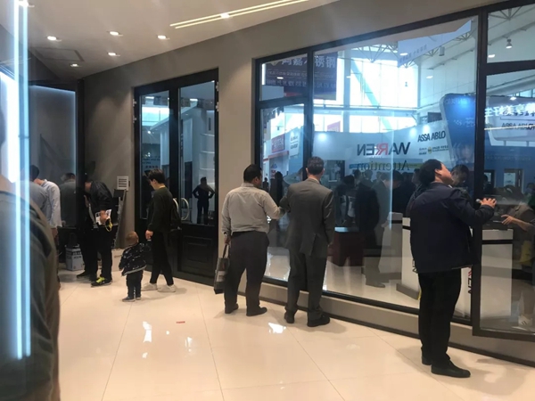 沃伦门窗荣膺2019中国家居门窗行业“精创奖”最具人气窗类品牌十强！