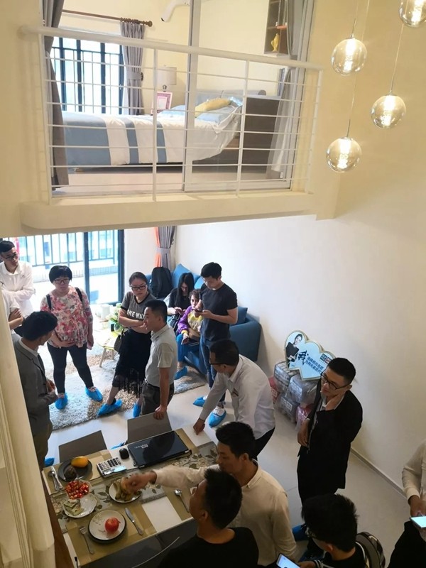 邦元名匠“拎包入住”样板房项目全国火热进行中，店面的销售额屡创新高！