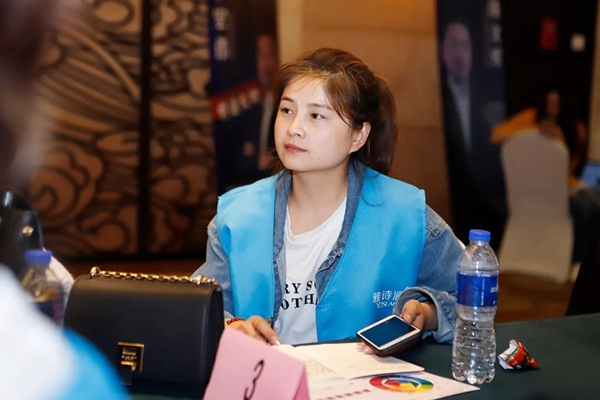雅诗澜无缝墙布客户培训会苏州站圆满结束，开启门店经营破局之路！