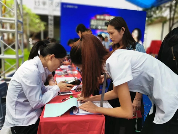 新豪轩门窗超级厂购会圆满成功，共同掀起高品质门窗抢购热潮！