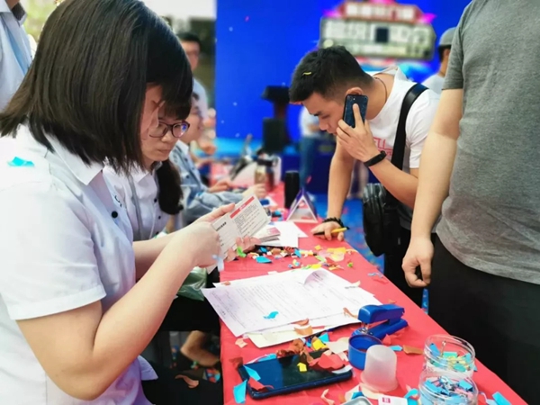 新豪轩门窗超级厂购会圆满成功，共同掀起高品质门窗抢购热潮！