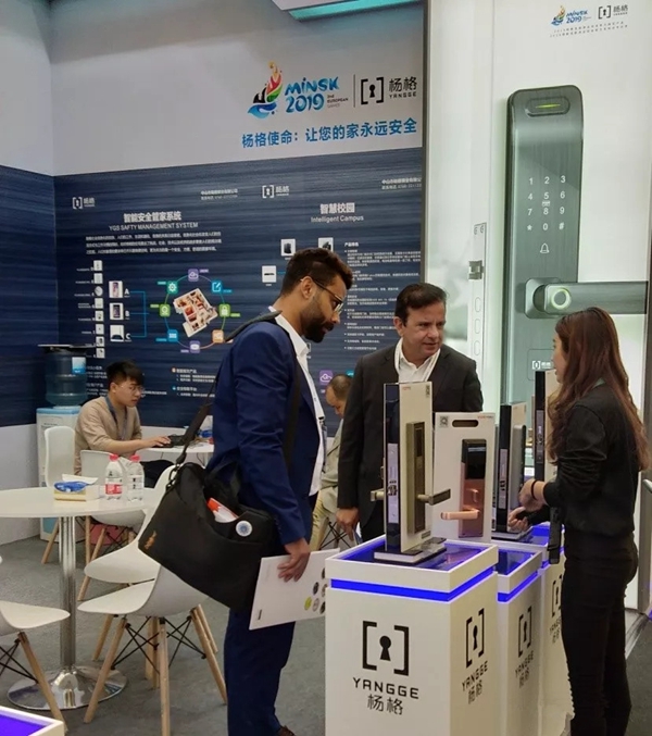 杨格锁业惊艳绽放2019上海国际酒店工程设计与用品博览会！