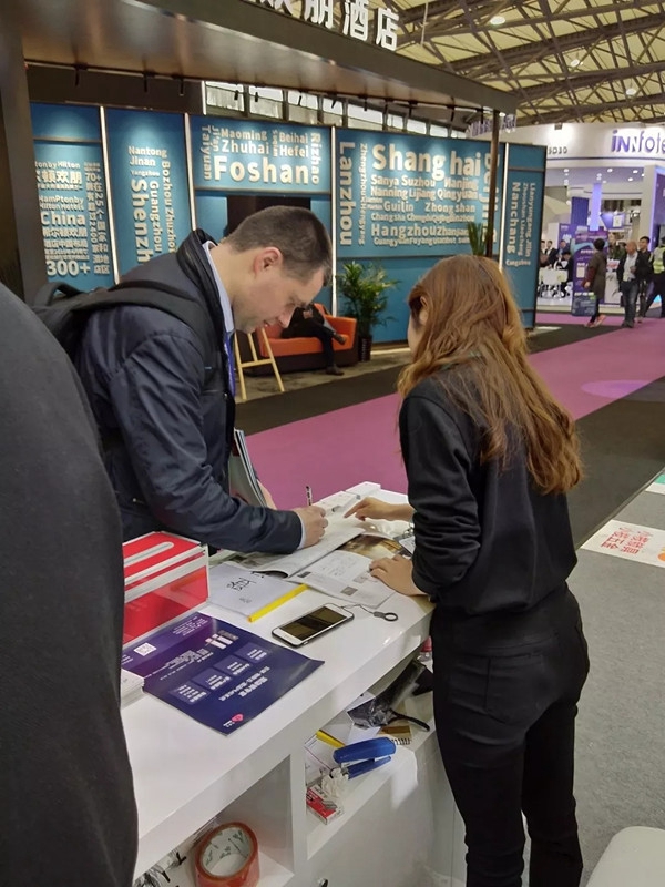 杨格锁业惊艳绽放2019上海国际酒店工程设计与用品博览会！