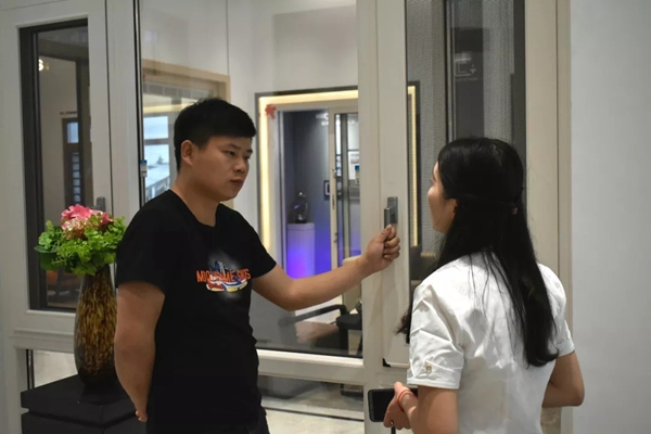 安柏瑞门窗第一季梦想合伙人财富智投会盛大召开！