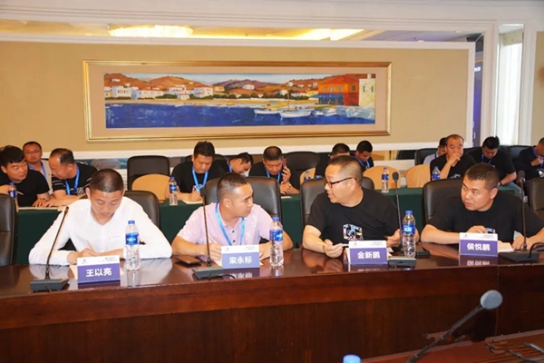 荣高智能门窗2019年战略合作伙伴年度大会暨新品发布会成功举办!