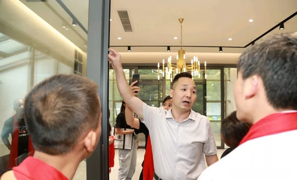 荣高智能门窗2019年战略合作伙伴年度大会暨新品发布会圆满落幕!