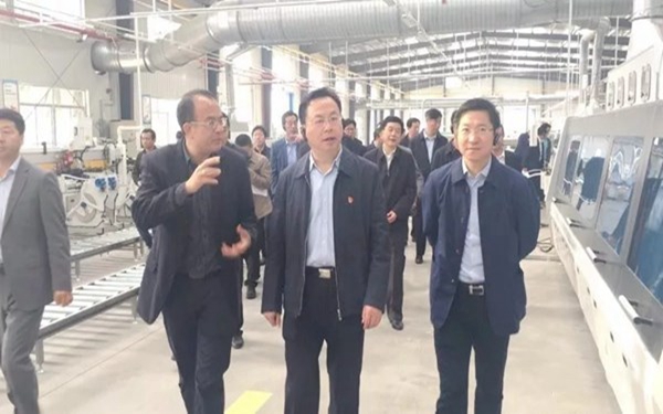 伊仕利家居智造工厂迎来湖北荆门领导参观学习