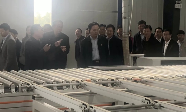 伊仕利家居智造工厂迎来湖北荆门领导参观学习