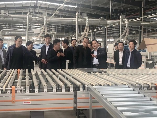 伊仕利家居智造工厂迎来湖北荆门领导参观学习