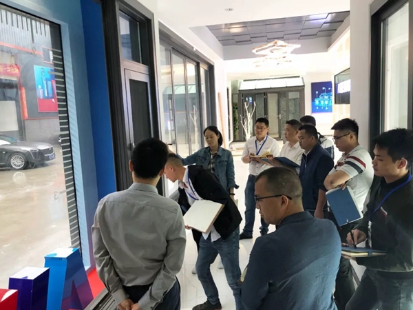 阿尔维智能门窗举行“门窗产品知识卖点及安装工艺流程培训”,赋能终端!