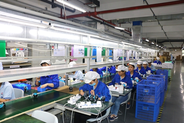 2019第三届中国建博葵花奖智能家居调研团采访考察安居宝智能家居