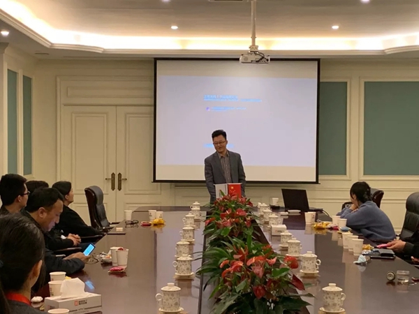 尚佰木门·整木定制欢迎六安VIP大客户参加工厂之行!