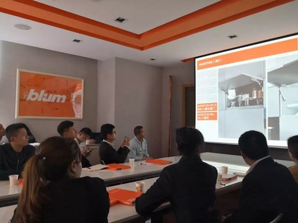 居里亚学习团赴百隆Blum成都参观学习交流