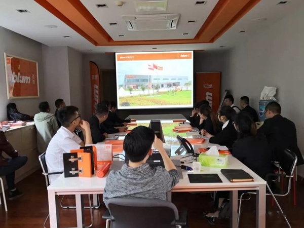 居里亚学习团赴百隆Blum成都参观学习交流